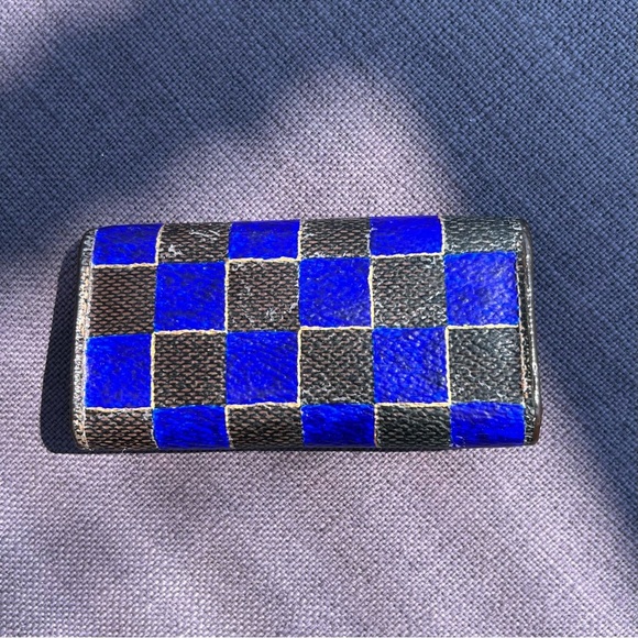 Louis Vuitton Damier Multicles 4 Ring Key Case - Picture 4 of 9